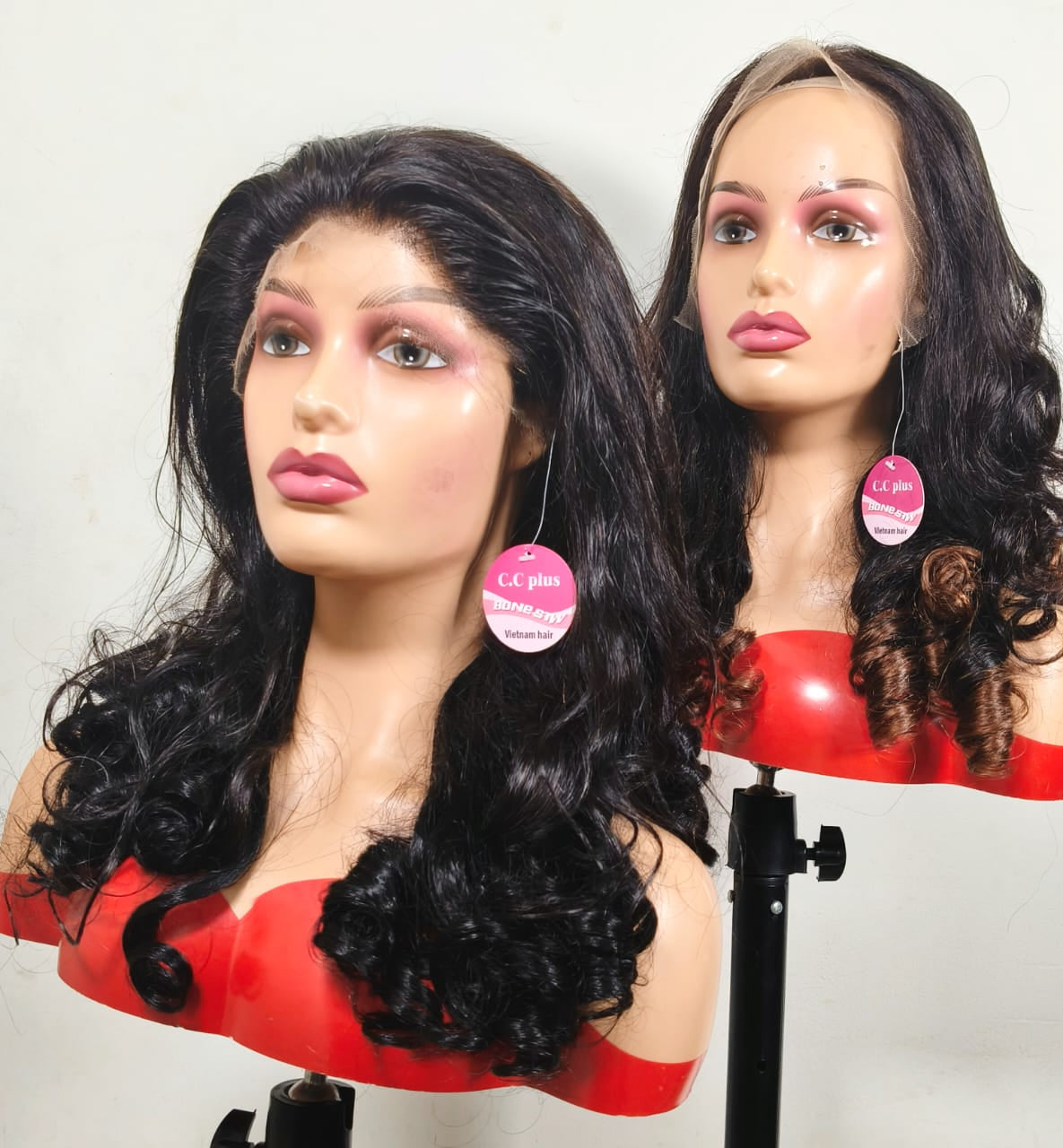 Perruque baby curly vietnam hair frontal HD Taille 20